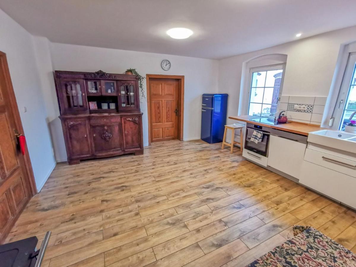 Apartment In Herrenhaus Gross Pinnow Exteriör bild